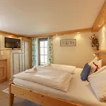 In- Out - Haus Stocker - Direkt An Der Skipiste By Schladmingurlaub Apartman